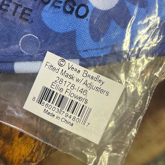 Vera Bradley Face Masks BRAND NWT - Picture 6 of 8